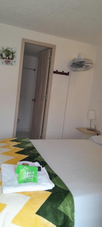 Casa verde Habitaciones, la mejor cama Bucaramanga Exterior foto